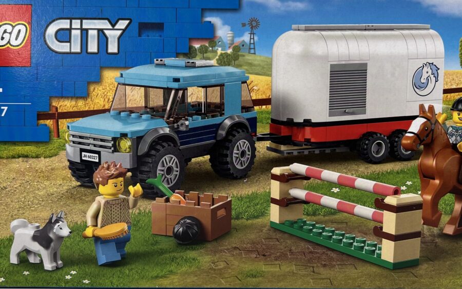 LEGO® City – SUV mit Pferdeanhänger (Set 60327)